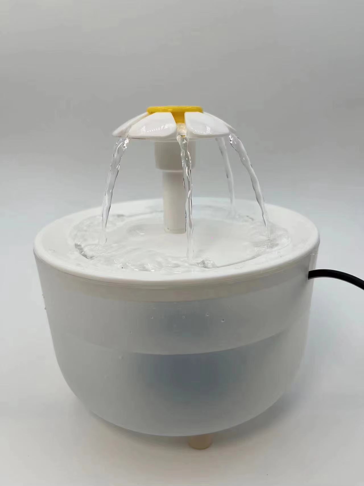 Automatic USB Cat Water Fountain with Silent Filtered Recirculation - 1200ml Capacity